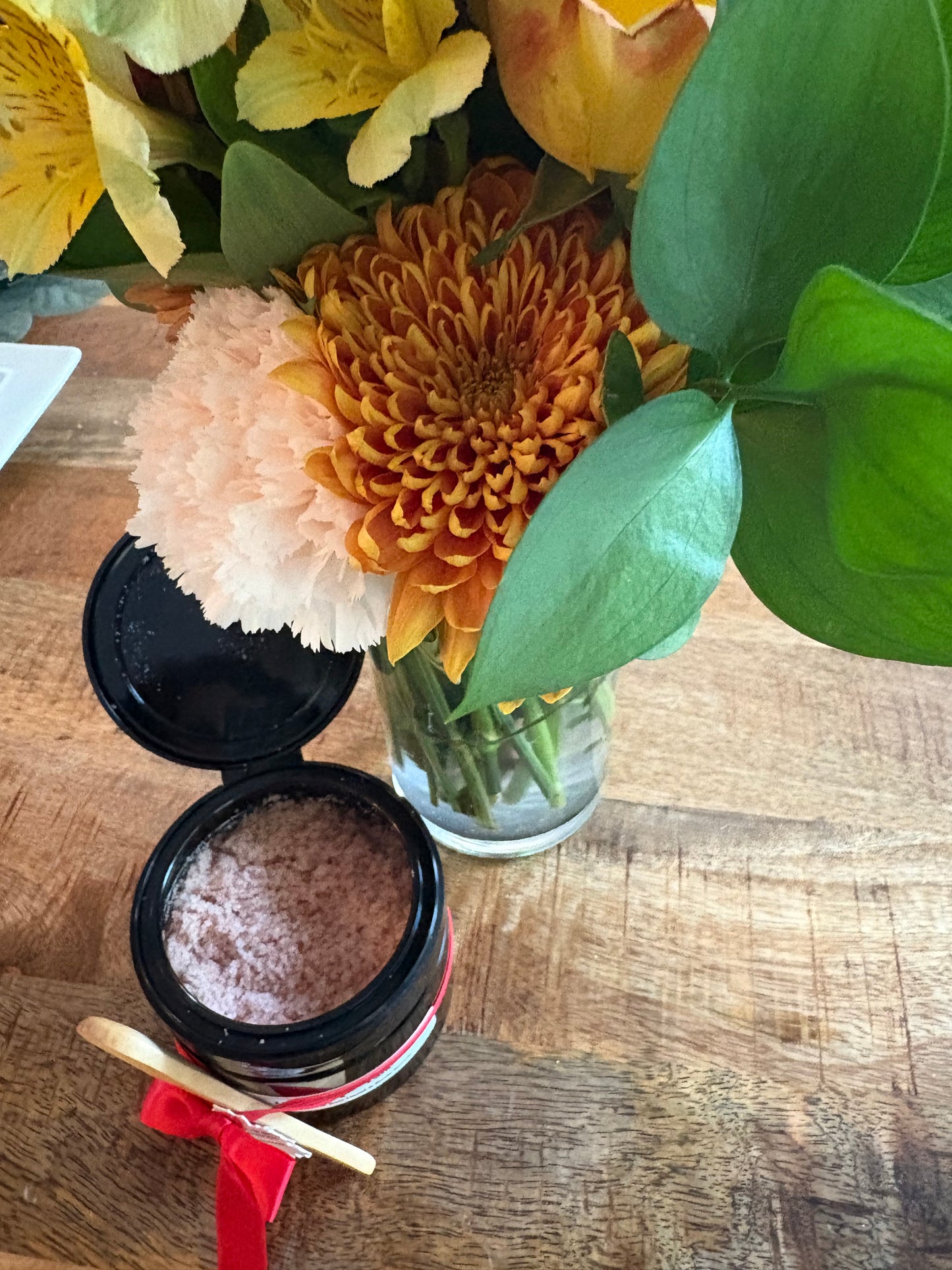 8 oz (Cinnamon Latte) Himalayan Pink Salt Hand and Body Scrub