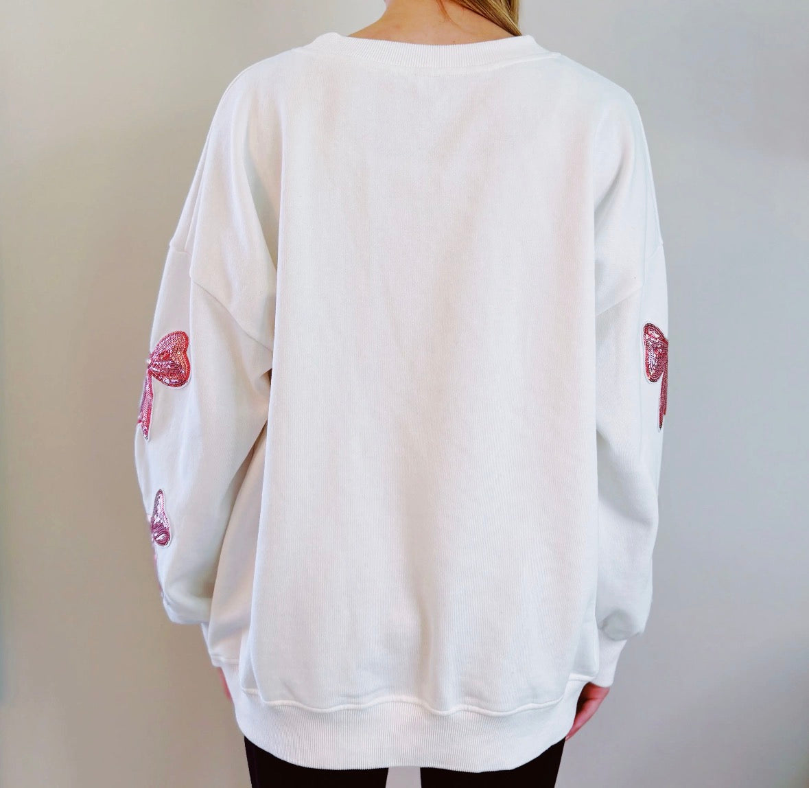 Sparkly Bow Patch Sweatshirt (White XL)