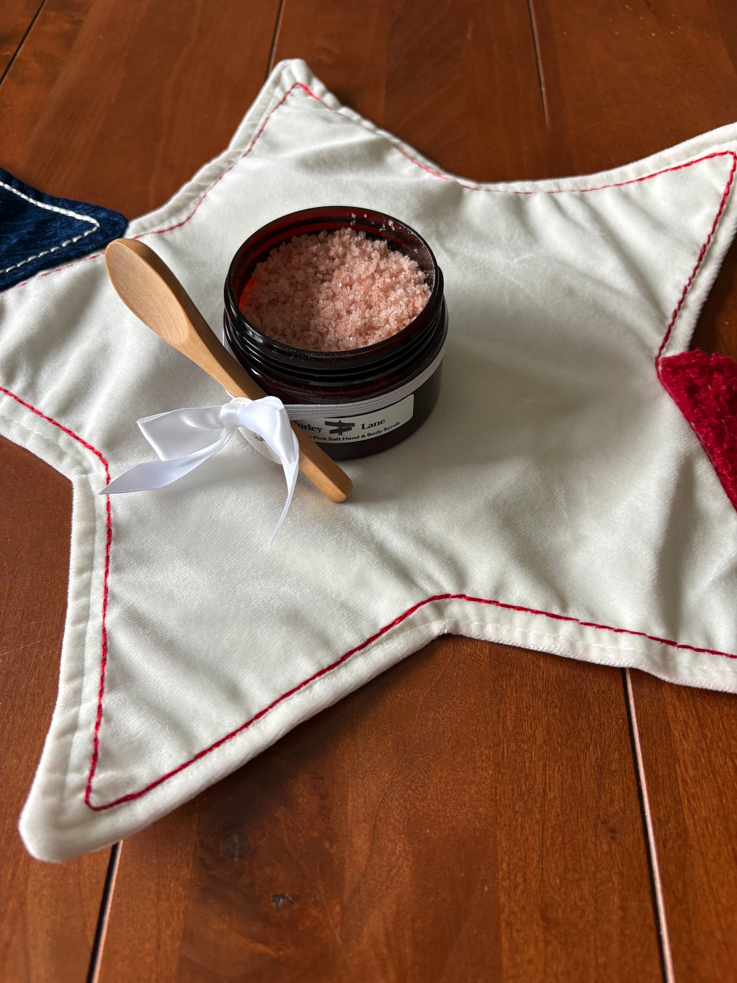 4 oz (Stars & Stripes)Himalayan Pink Salt Hand & Body Scrub